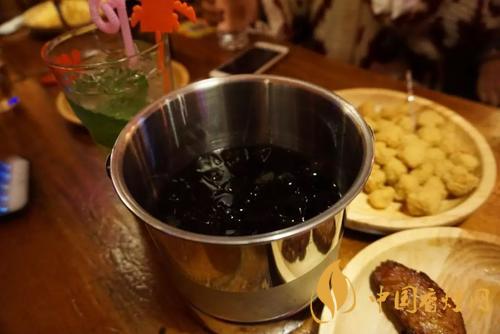 helens可樂桶用的什么威士忌 可樂桶helens配方介紹